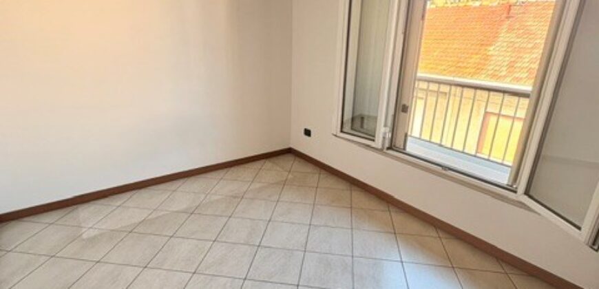 LISSONE – TRILOCALE – T5760