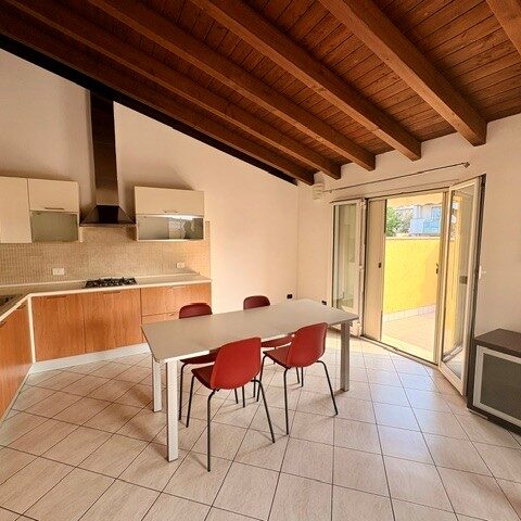 LISSONE – TRILOCALE – T5760