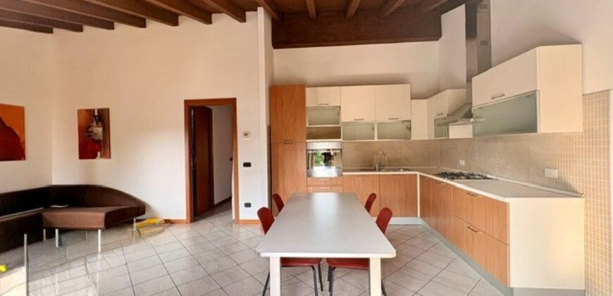 LISSONE – TRILOCALE – T5760